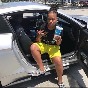 Meet your Posher, Brielle